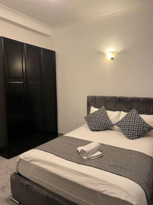 1 Bedroom Flat In Kings Cross! Londres Exterior foto