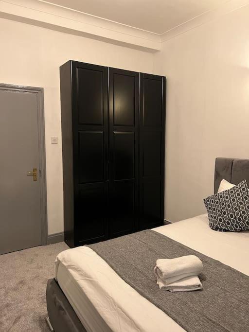 1 Bedroom Flat In Kings Cross! Londres Exterior foto