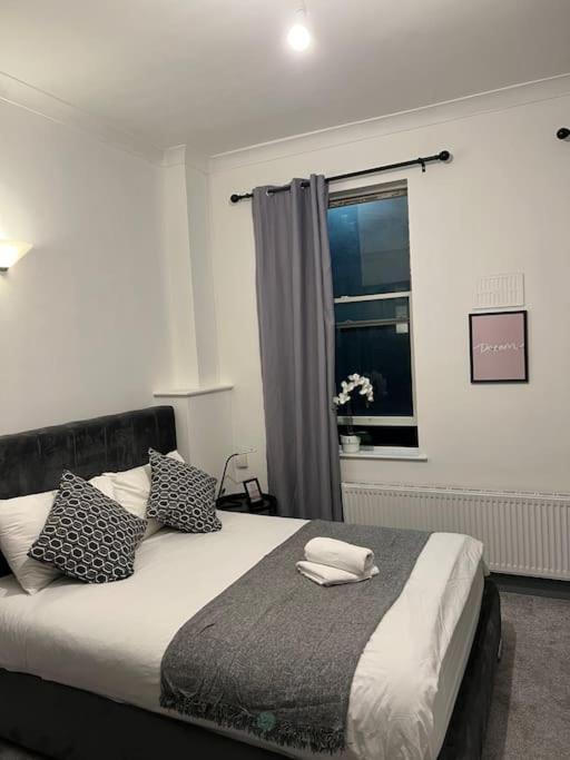 1 Bedroom Flat In Kings Cross! Londres Exterior foto